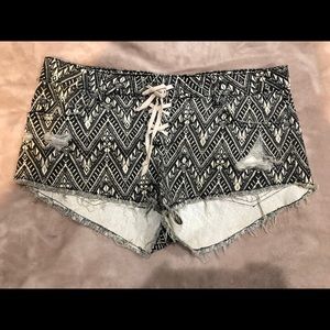 Billabong shorts
